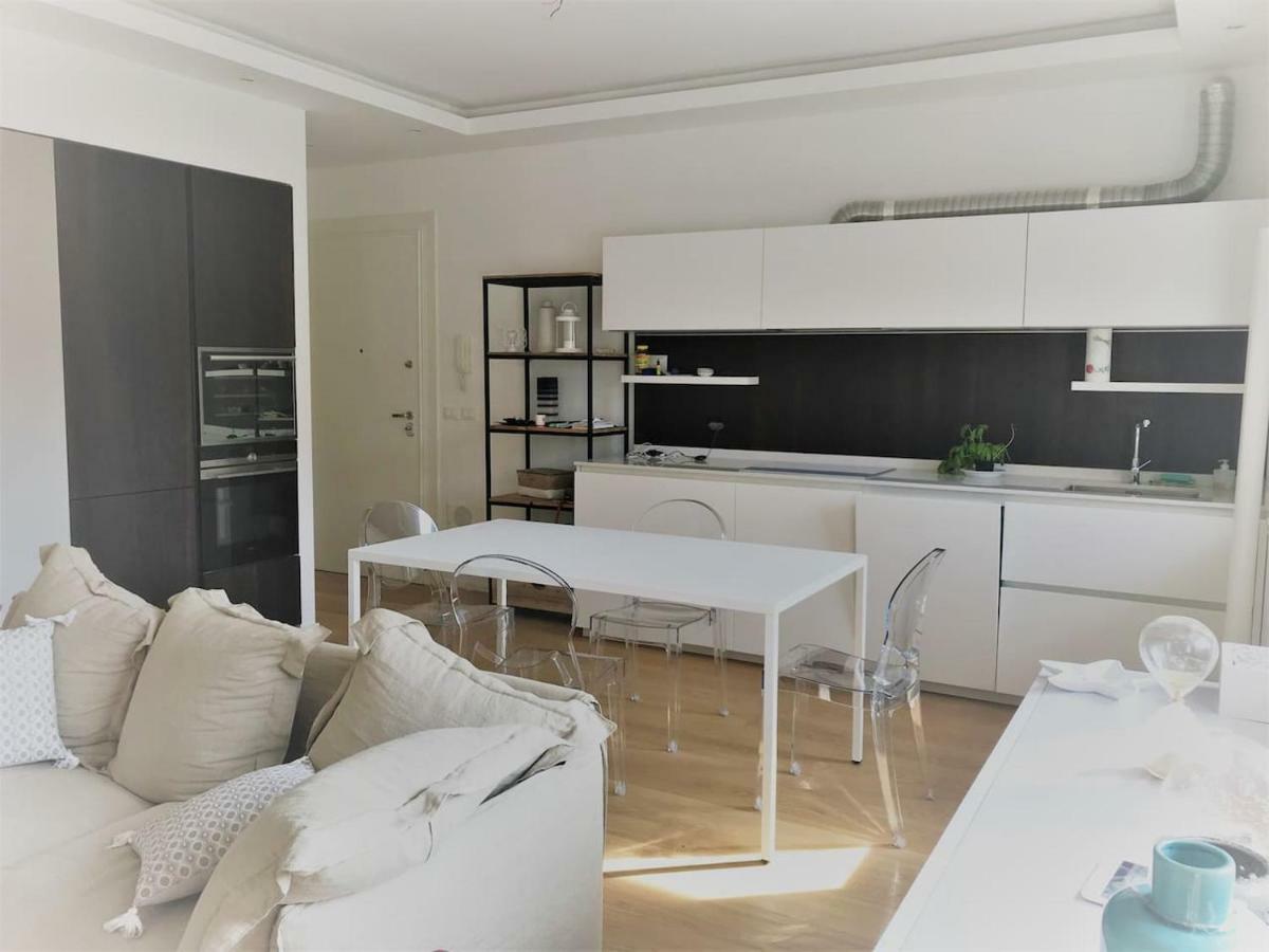 Excelsior 10 - Luxury Apartment غرادو المظهر الخارجي الصورة